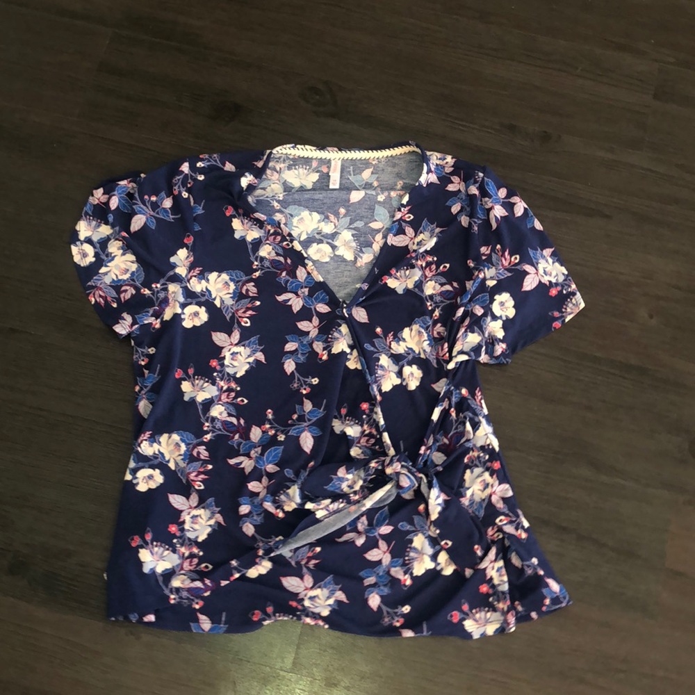 Cute Floral Wrap Top
